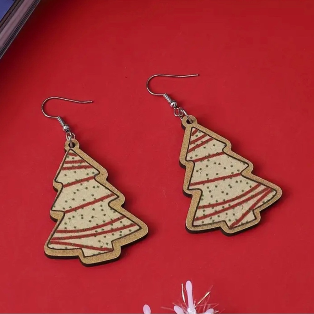 New Christmas tree little Debbie cake wooden earrings
